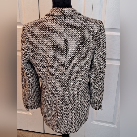 Austin Reed Wool/Mohair Blend Blazer/Coat    Size 10 - Picture 4 of 8